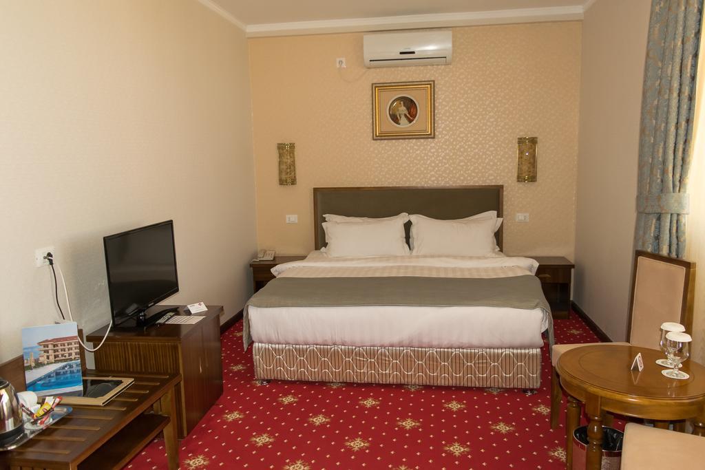 Elektra Vama Veche Hotel Ngoại thất bức ảnh